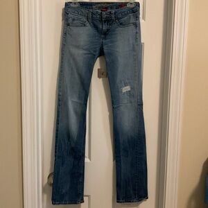 💛 3 for $15 Women’s straight leg jeans